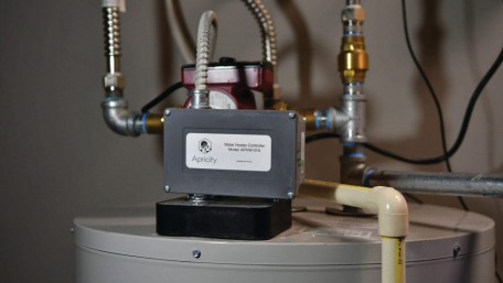 Using Domestic Water Heaters to Balance Electricity Demand
