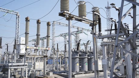 Calculating Voltage Regulation in Transformers