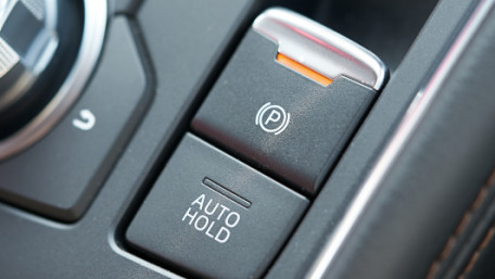 Full Bridge Gate Drivers: Improving the Driver Experience with Electrification