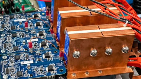 HEVO and ORNL Plan for 300KW Automated Wireless Vehicle Charging Solution