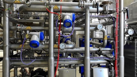 Realizing Power-Saving Analog-to-Digital Conversion for Highly Accurate Measurements