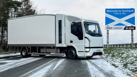 Hydrogen-electric Truck Achieves 350-mile Range