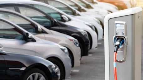 Minimizing Quiescent Current With Automotive Linear Regulators