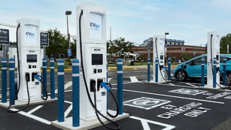 Researchers Develop Fast-Charging Method to Juice EV Batteries in 10 Minutes