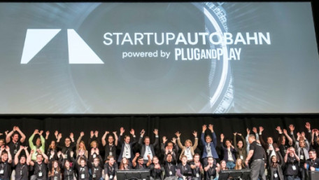 STMicroelectronics Partners with Startup Autobahn to Drive Forward Automotive Innovations