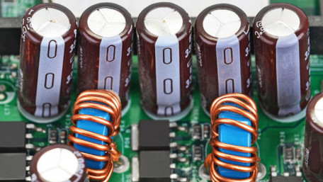 The Fundamentals of Capacitors in AC Circuits