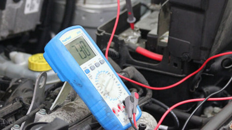 Understanding AC Voltmeters With PMMCs