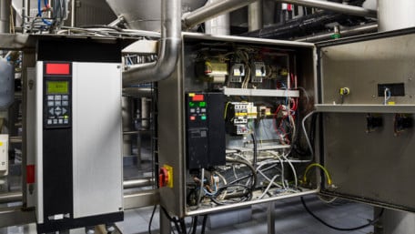 Using WBG Switches to Reduce Motor Drive System Losses