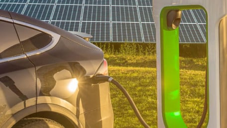 V2G Management Platform Helps Utilities Use EVs as an Energy Source