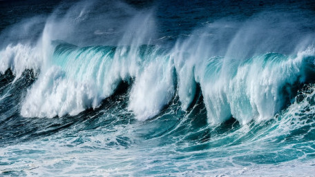 WECs: Calculating Power Output Using Wave Characteristics