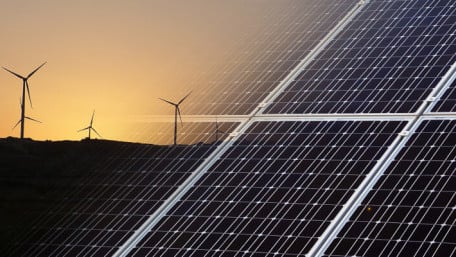 Will Renewable Power Generation Outpace Coal and Natural Gas?