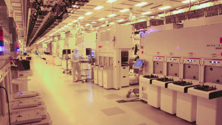 GF and GWC Sign MOU to Increase Capacity, Supply of 300mm SOI Wafers
