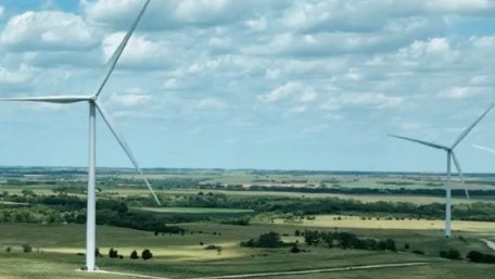 Wind Farms Switch Lights On, Off With Aircraft Detection System