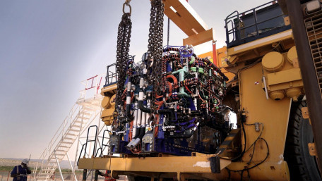 EV Batteries vs. Hydrogen Fuel Cells: Promising Alternative Fuels for Different Segments