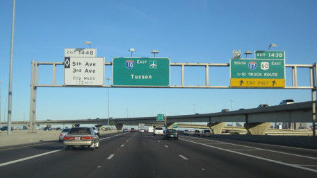 TeraWatt I-10 Electric Corridor Will Move Freight-Truck Charging Forward