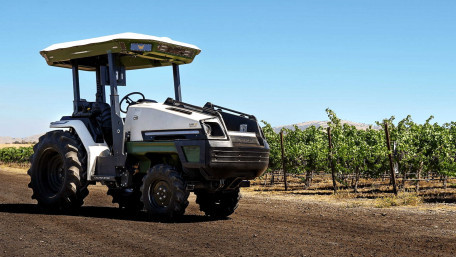 Monarch Tractor Will Develop Autonomous Electric Farm Equipment
