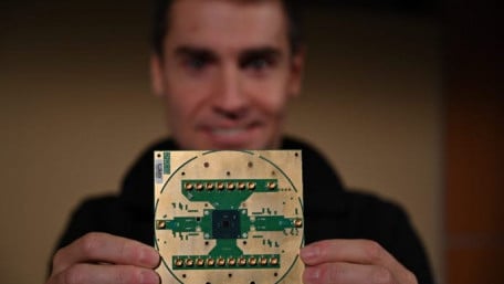 Intel Debuts Cryogenic Control Chip to Enable Commercially-Viable Quantum Computers