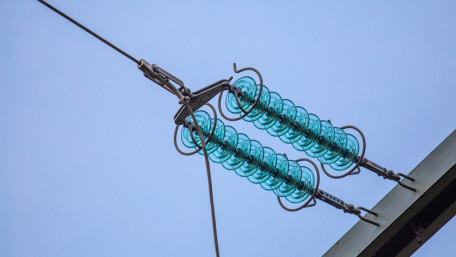 Introduction to Transmission Line Insulator Design
