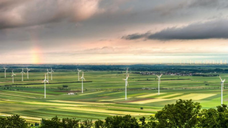 Engineers, Social Scientists Can Bridge the Renewable Energy Technology Gap