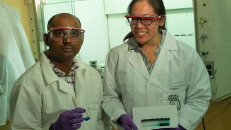 Solvent Extracts Metal Oxides from Li-ion Batteries for Recycling
