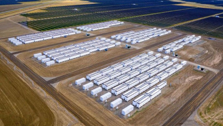 Solar-Plus-Storage Plants Dominate Hybrid Power Growth in 2022