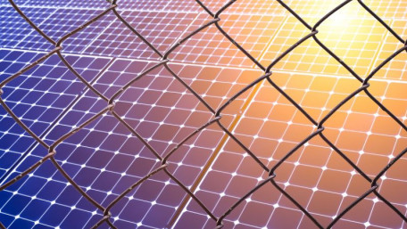 Cage-Like Molecule Boosts Perovskite Solar Efficiency to 31.1%