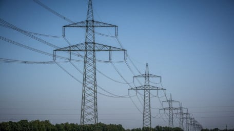 VPP Combines Energy from Residences, Commercial Properties, and Transport Infrastructure