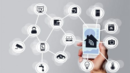 Bluetooth Low Energy: Throughput, energy consumption and maximum range